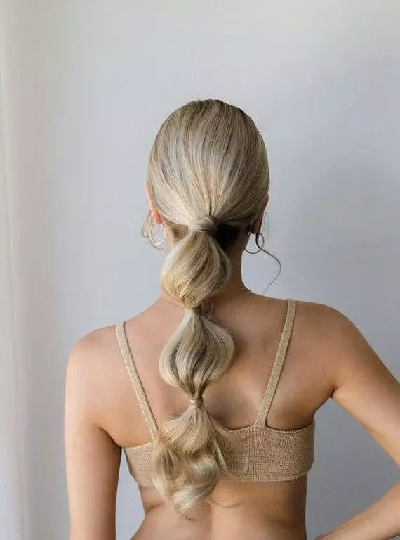 Simple No Wash Updos for Greasy Hair